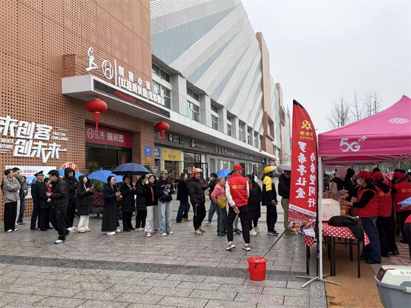 龙湾蒲州:多社区庆 “二月二” 民俗活动便民服务暖民心