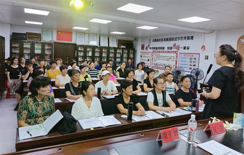 �������ݣ��Ļ�����Ա�ⷼ�ø���Ϊ�����������֡���һƬ�Ļ�����̬